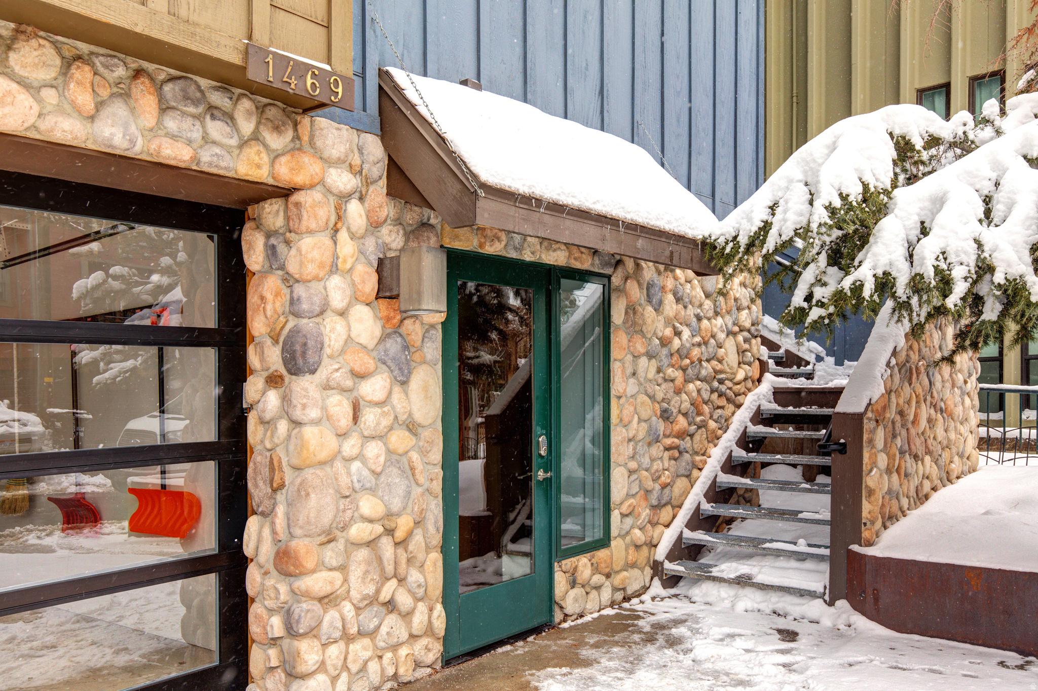 SNYDERS ADDITION - Commercial Sale