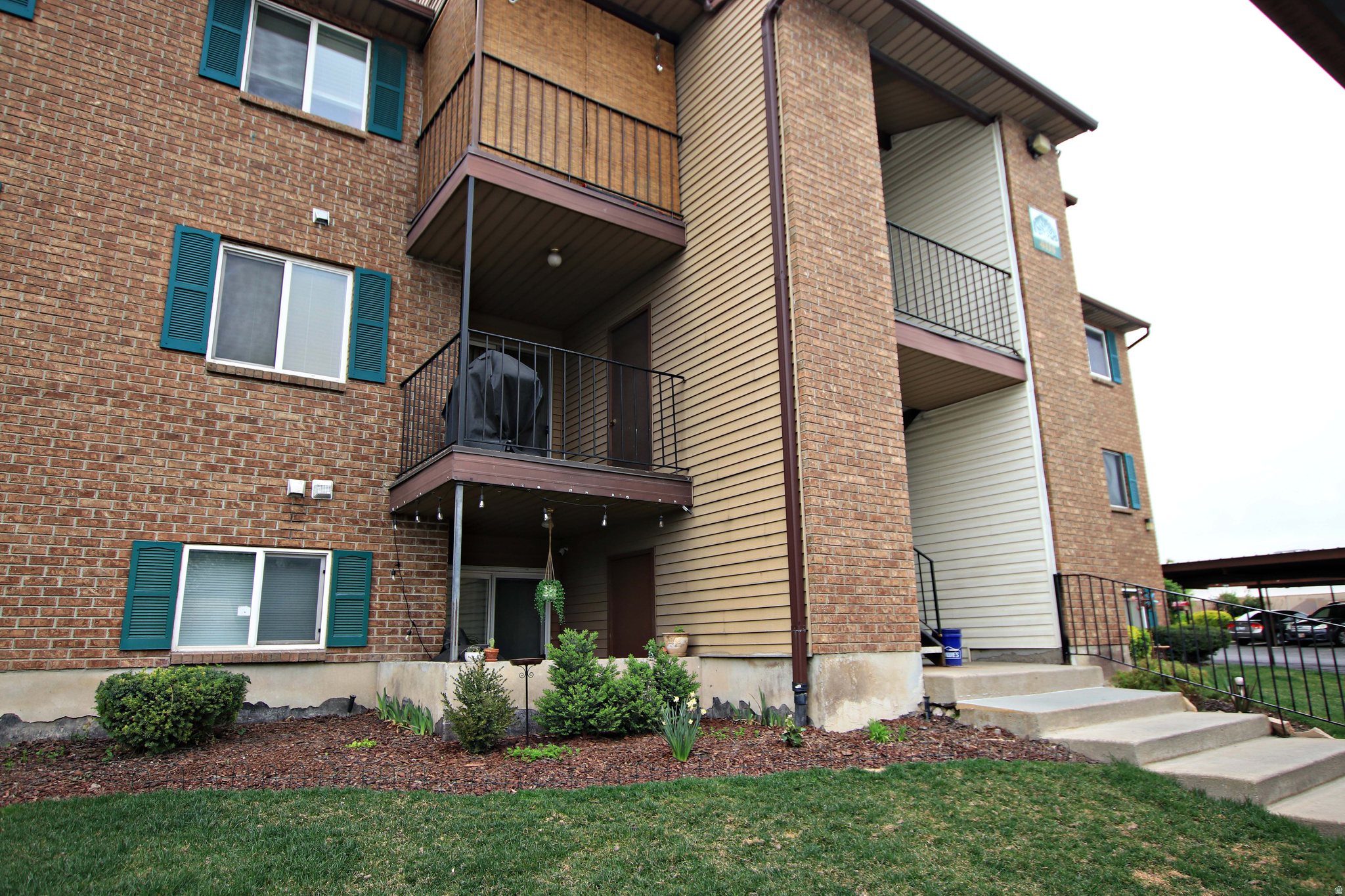 MEADOWS - Residential