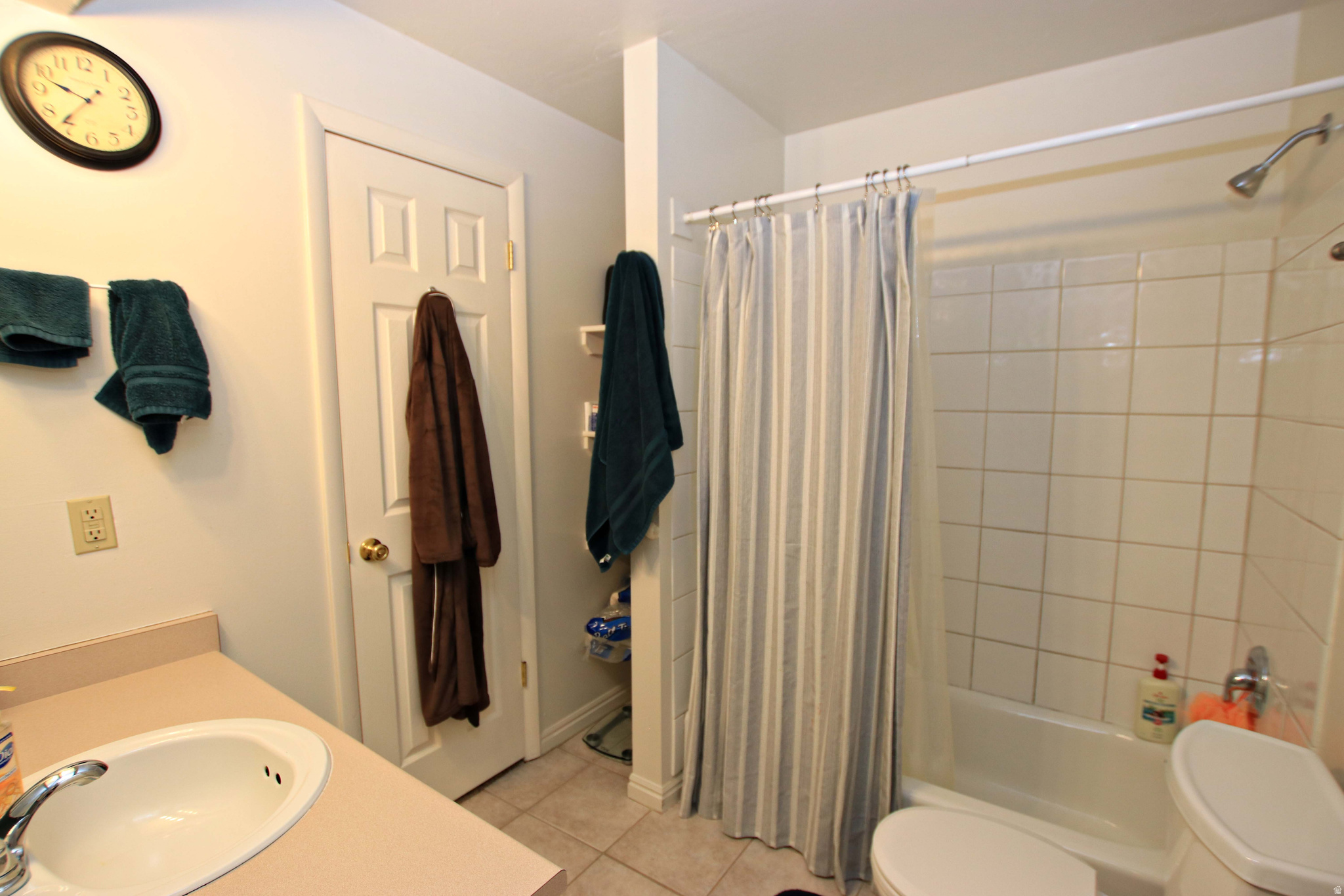 MEADOWS - Residential