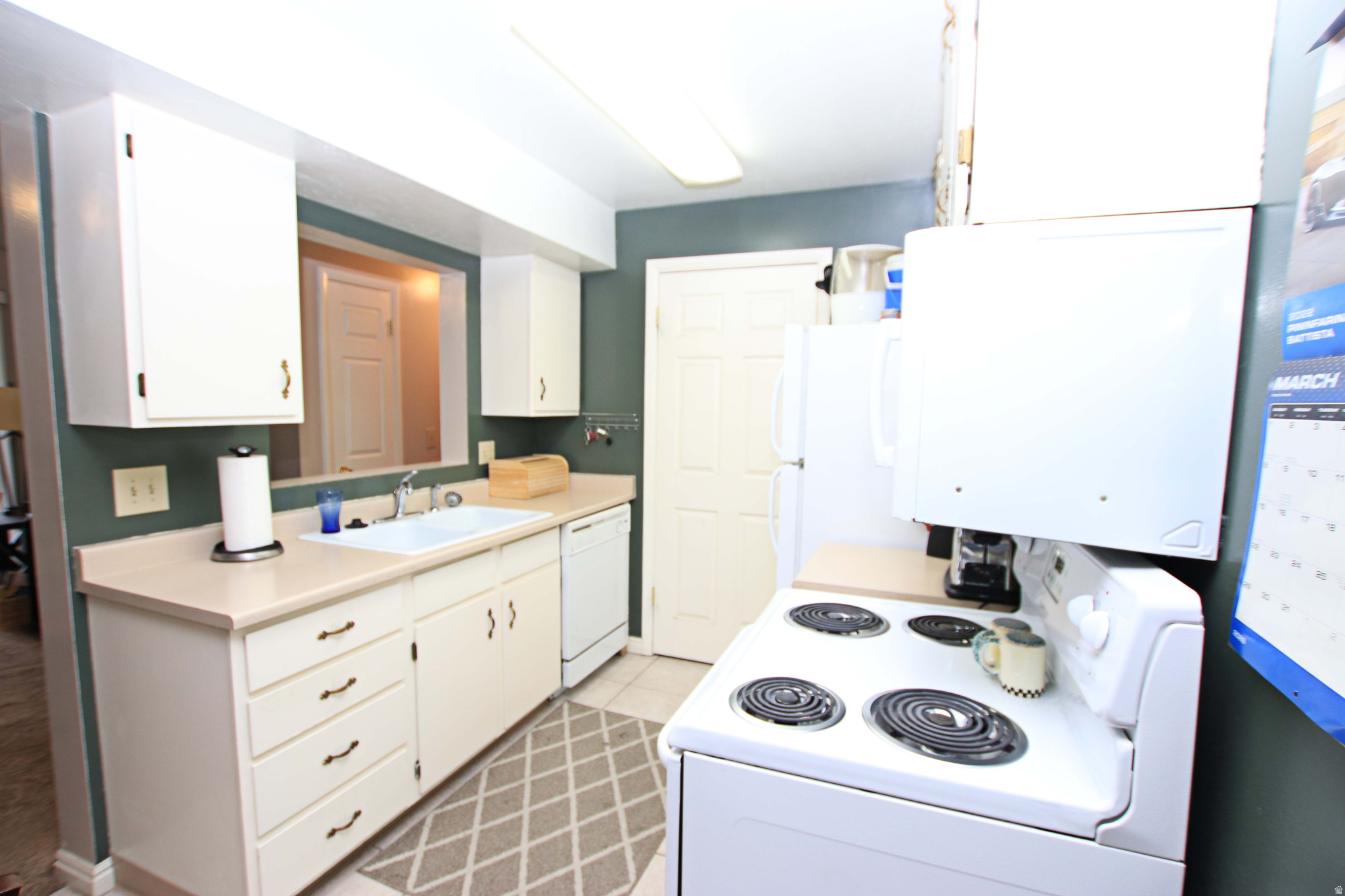 MEADOWS - Residential