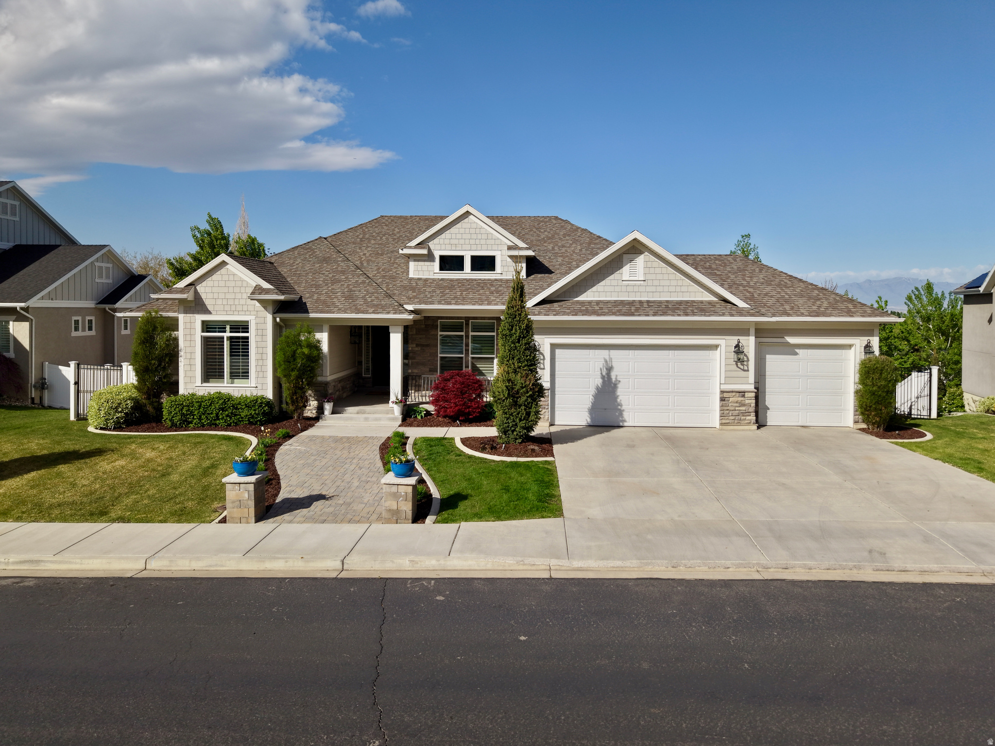AVALON HILLS 128 - Residential