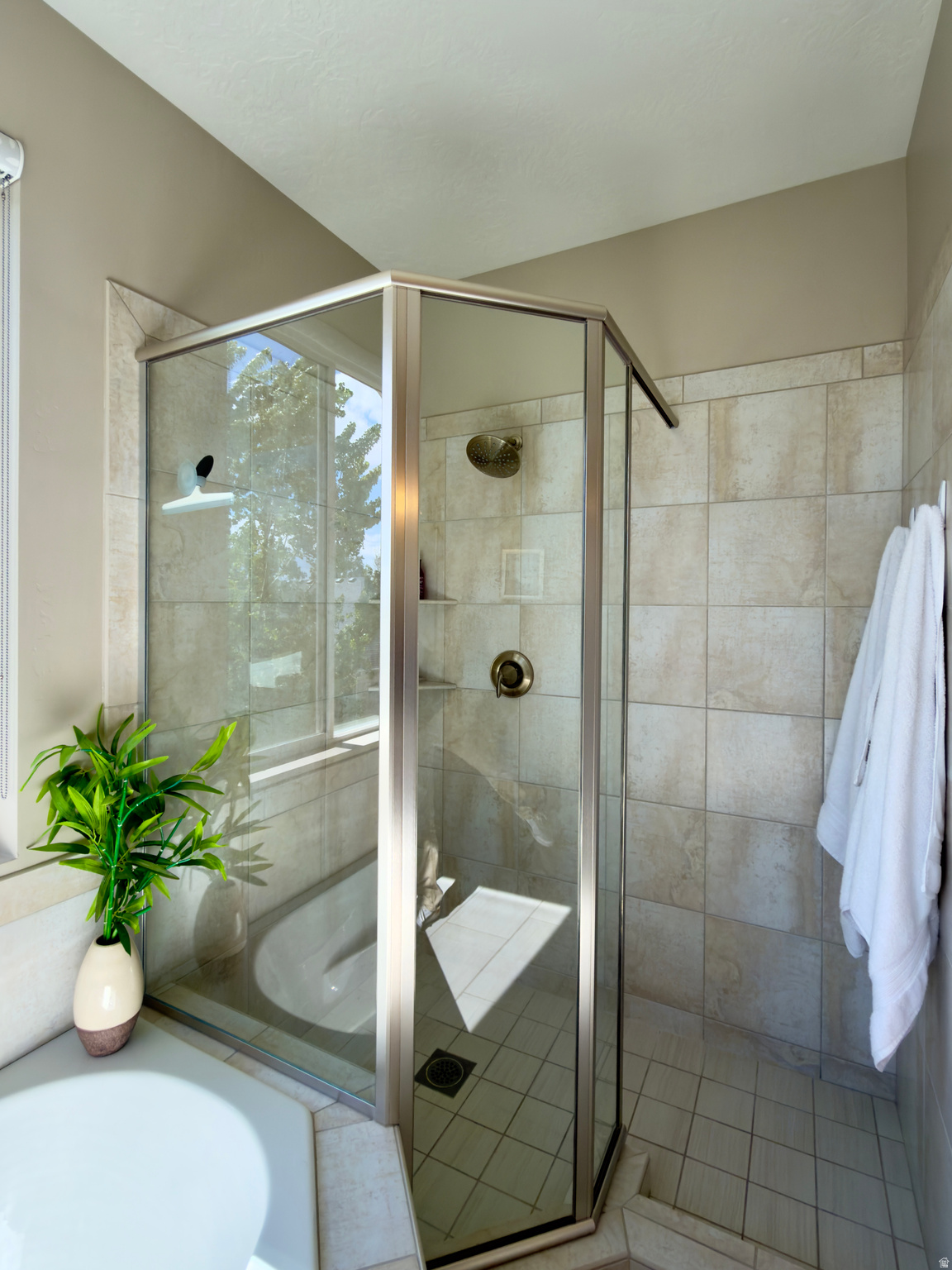 AVALON HILLS 128 - Residential