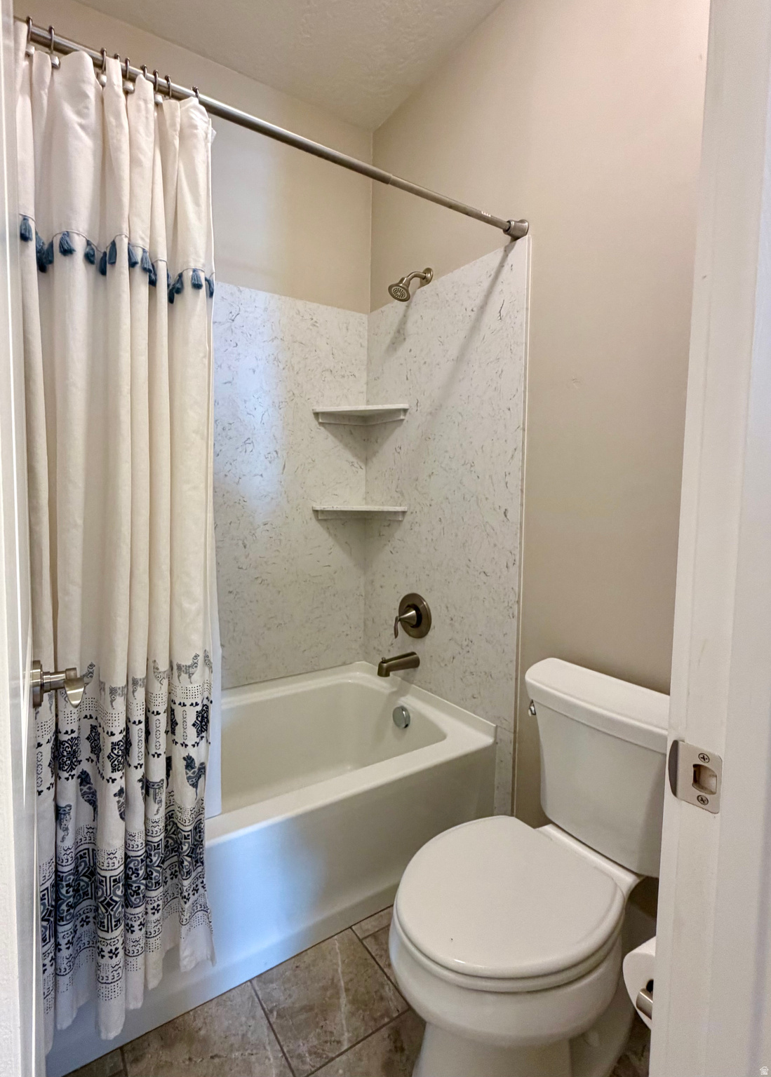 AVALON HILLS 128 - Residential