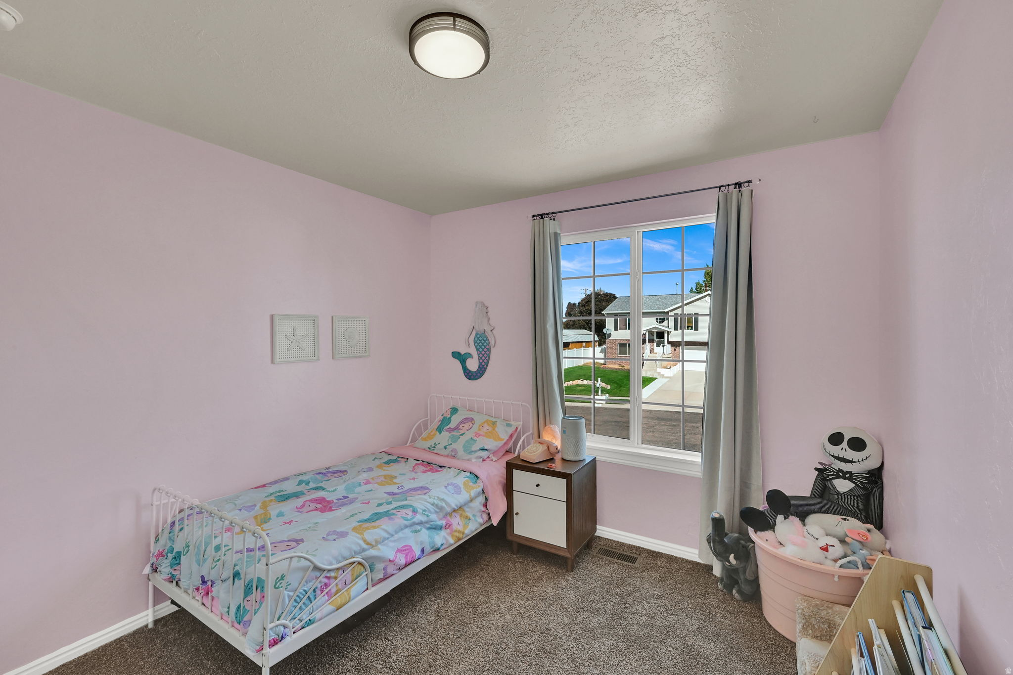 BUSH ESTATES - Residential