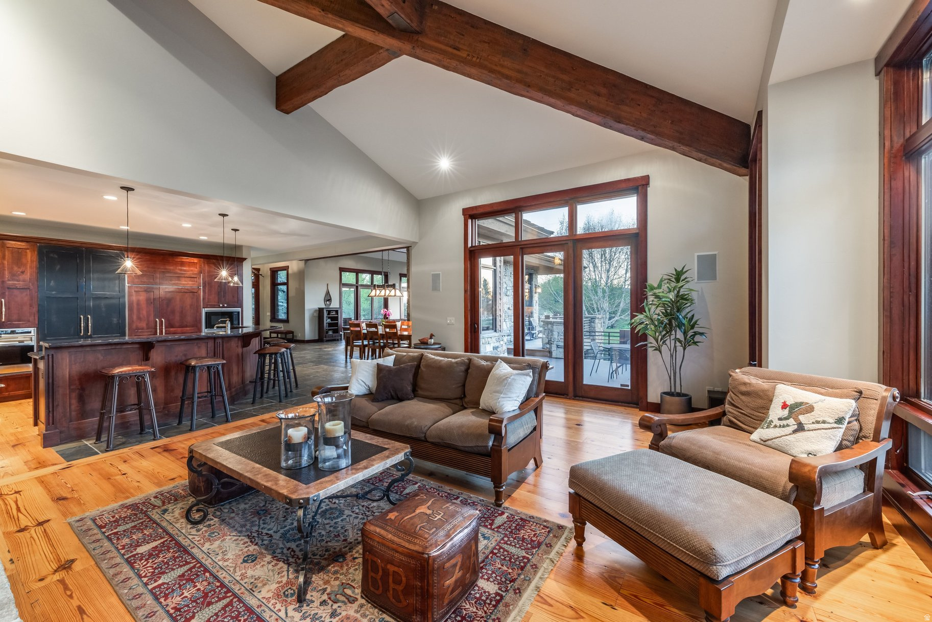 OAKLEY TOWN - Residential