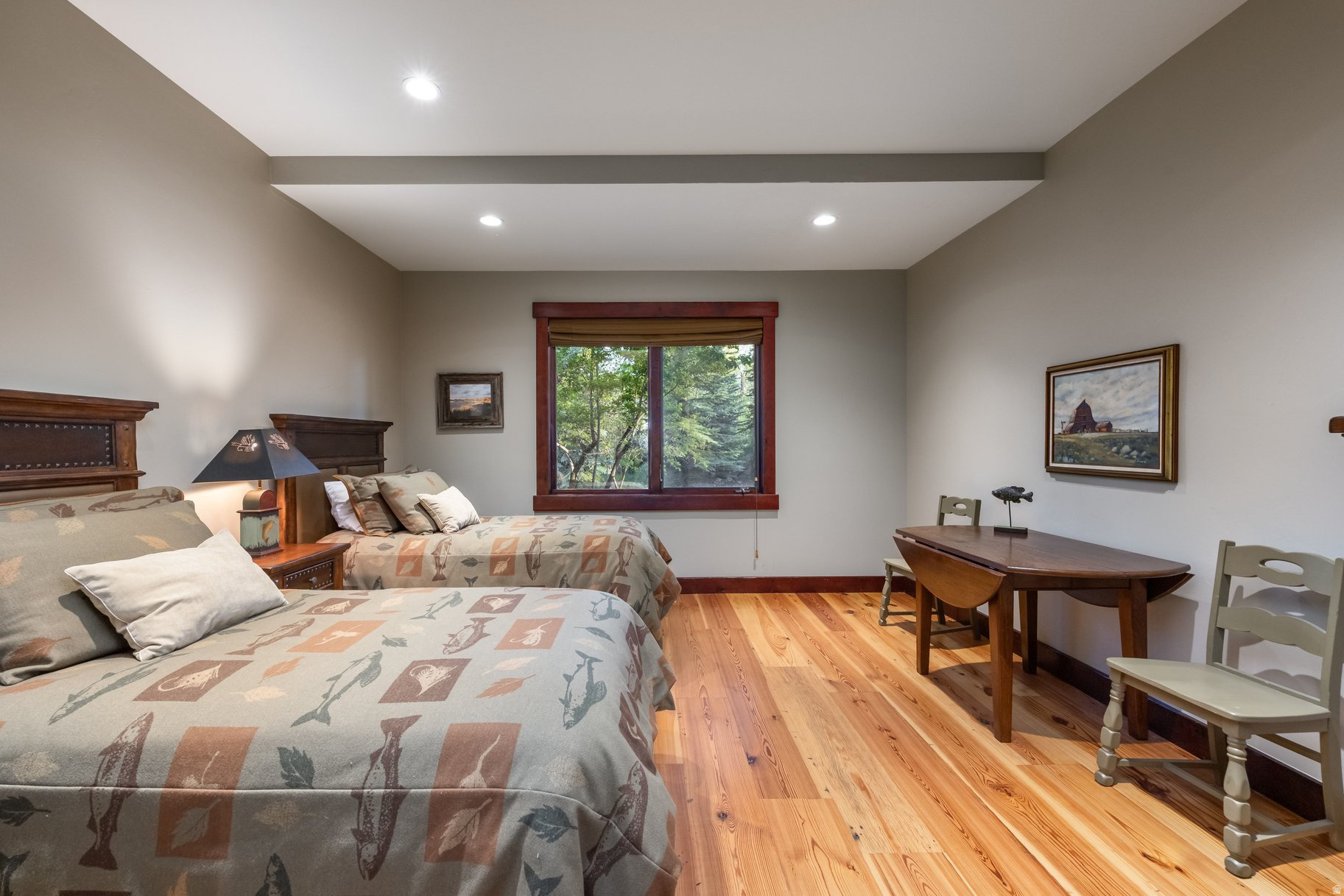 OAKLEY TOWN - Residential