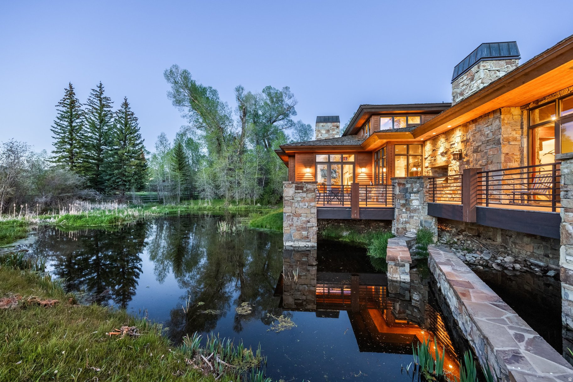 OAKLEY TOWN - Residential