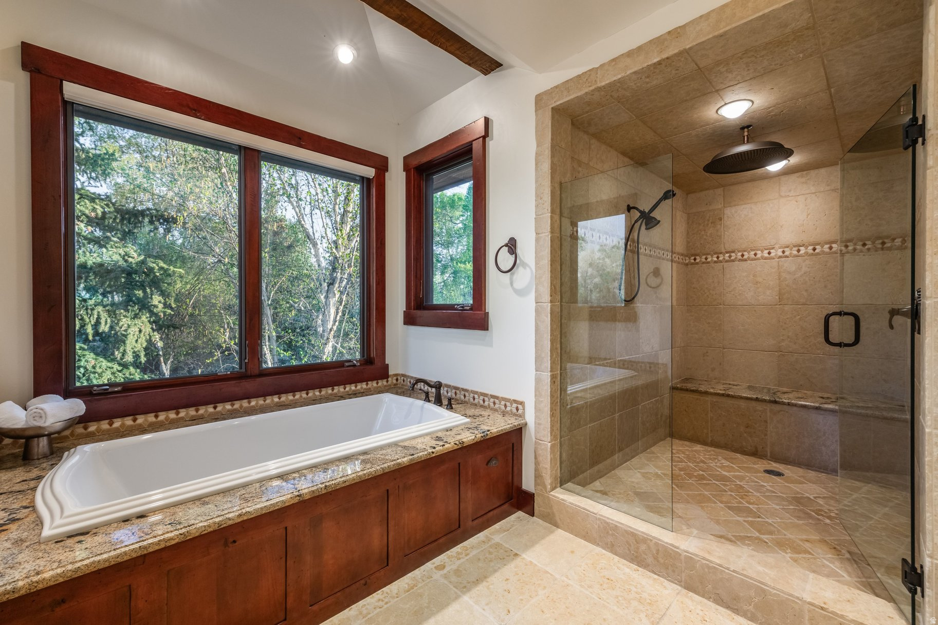 OAKLEY TOWN - Residential