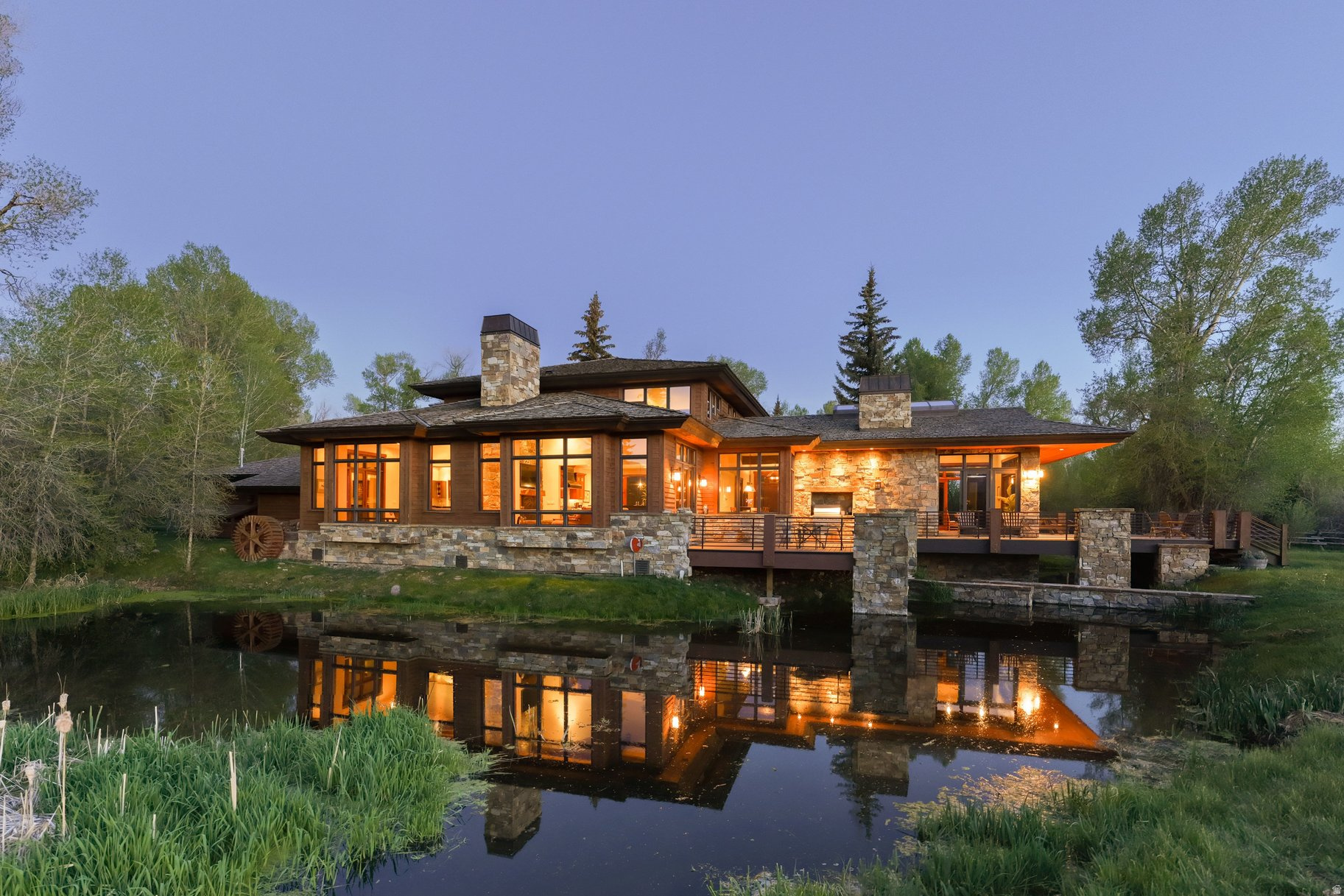 OAKLEY TOWN - Residential