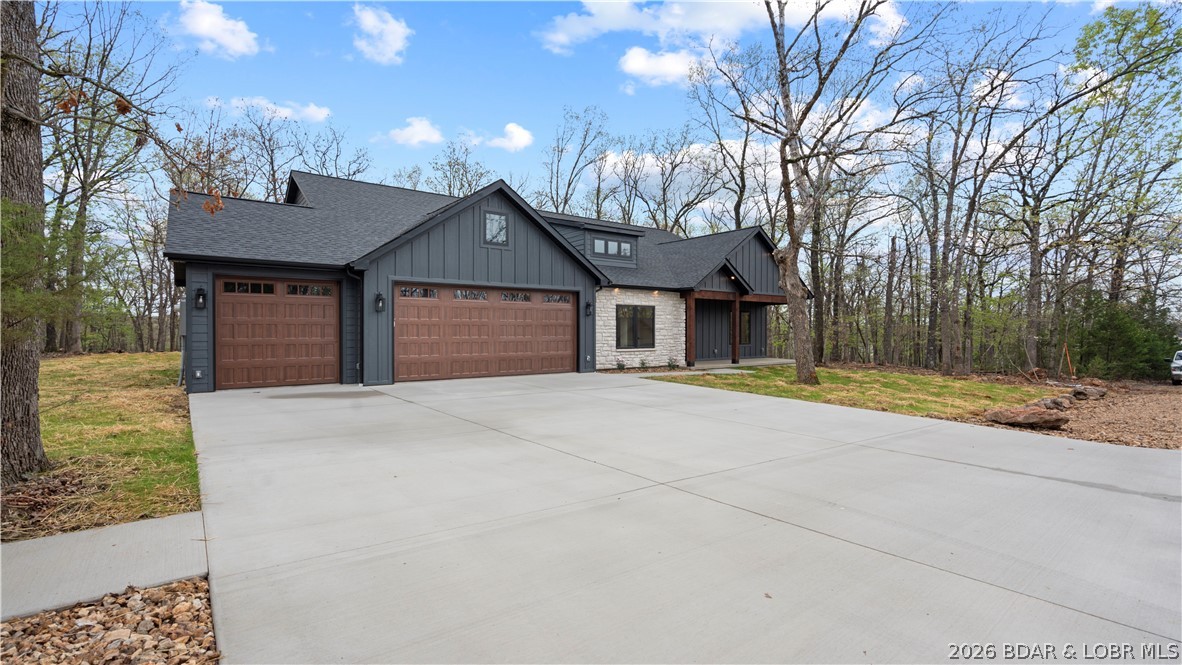 Grand Point - Residential