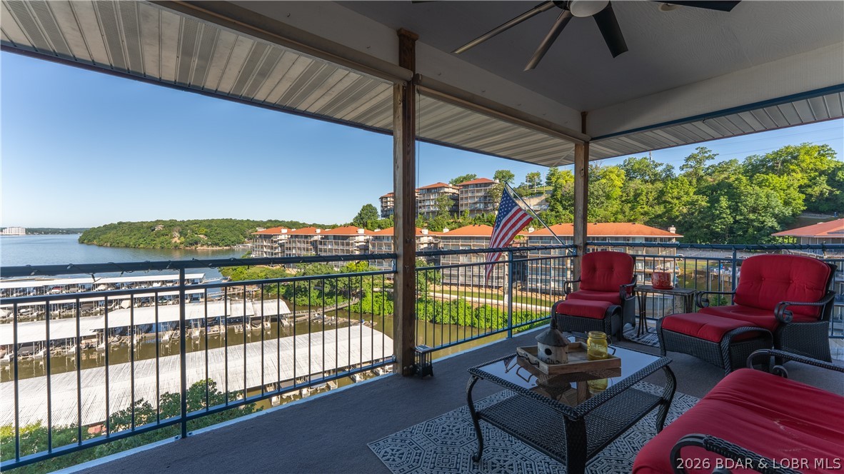 Palisades Condominium - Residential