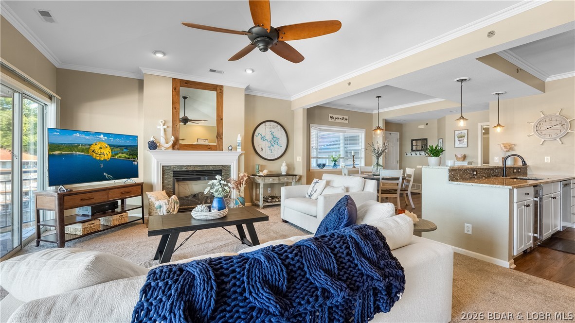Palisades Condominium - Residential
