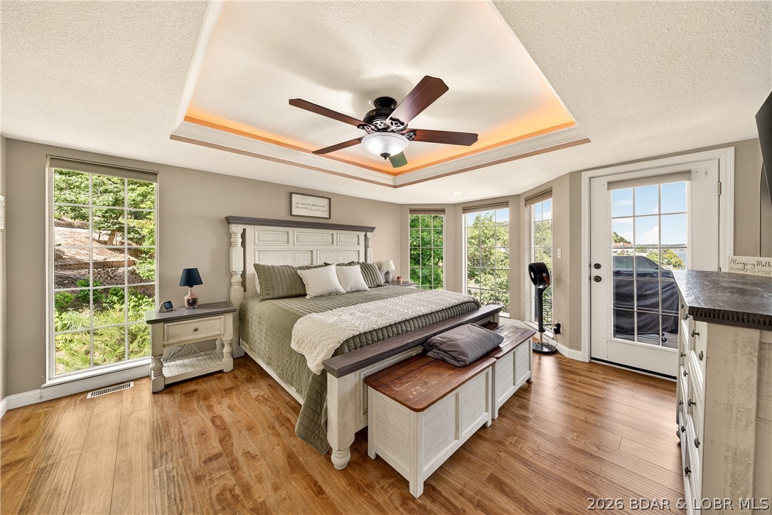 Four Seasons - Residential