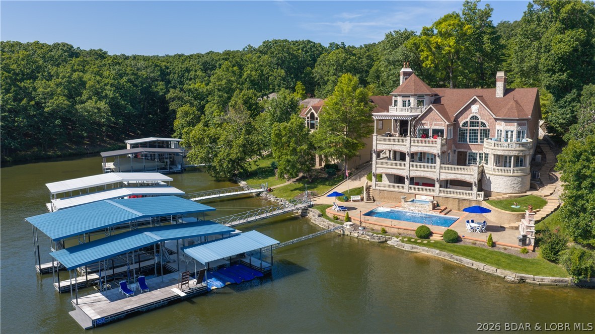Grand Point No. 2 - Residential