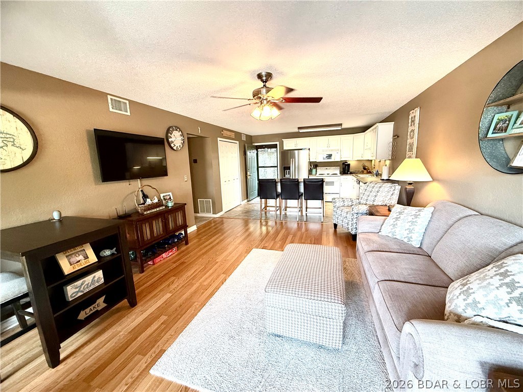 Southwood Shores Condominium - Residential