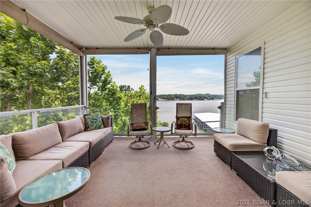 Sunset Palms Condominium - Residential