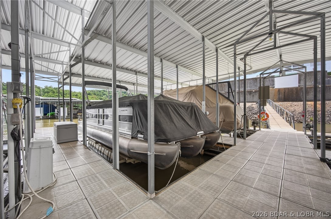 Sunset Palms Condominium - Residential