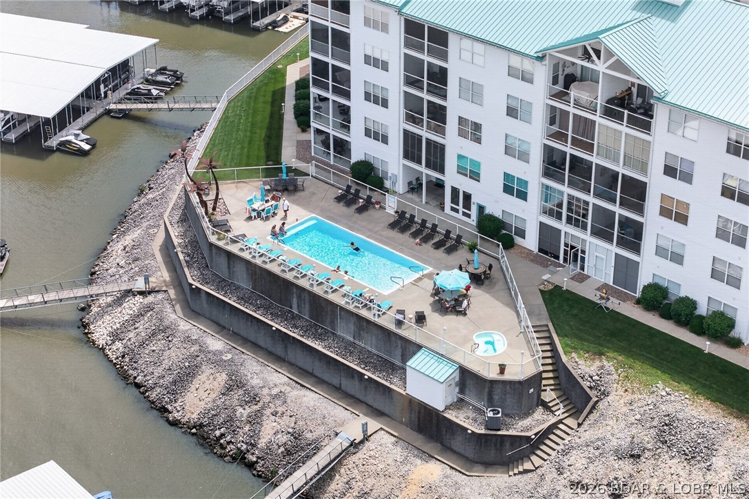 Sunset Palms Condominium - Residential