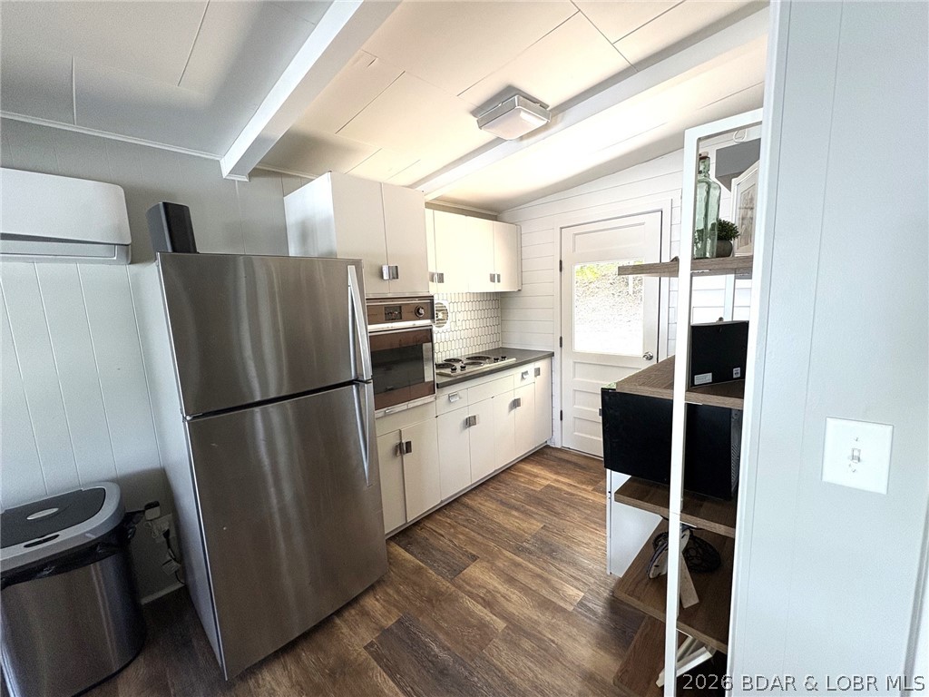 Broadview Acres - Residential
