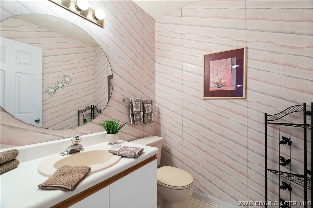 Breakwater Bay Club Condo - Residential