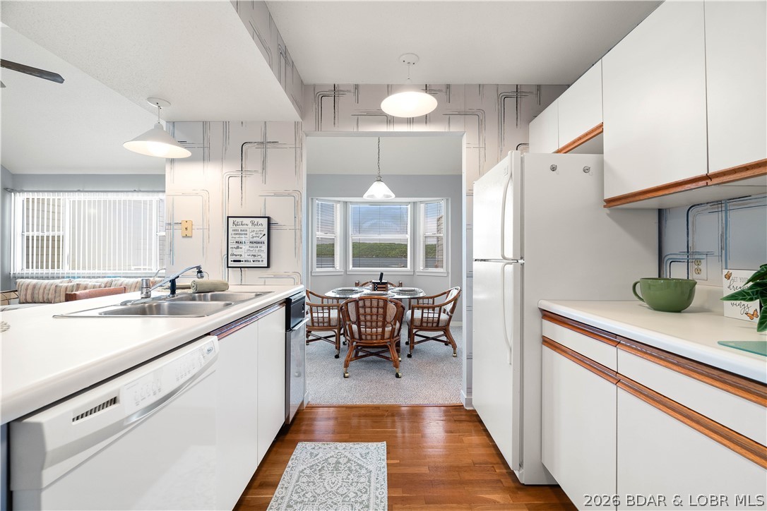 Breakwater Bay Club Condo - Residential