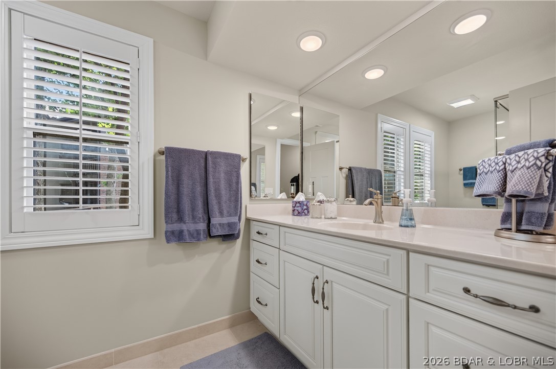 Waters Edge Condominium - Residential