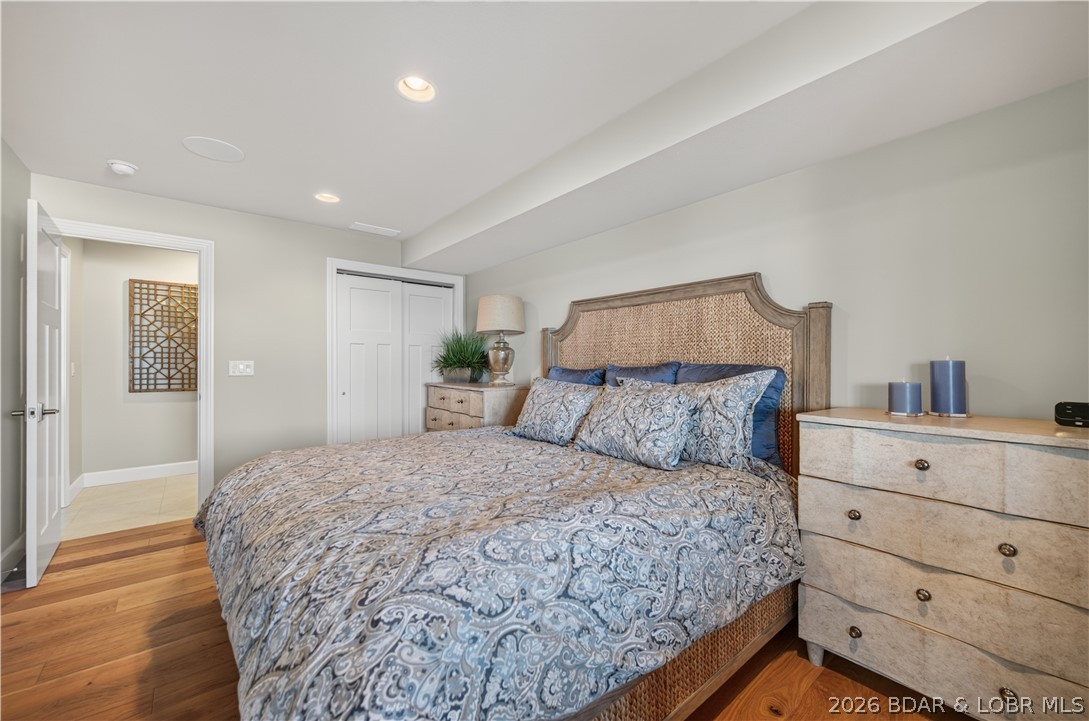 Waters Edge Condominium - Residential