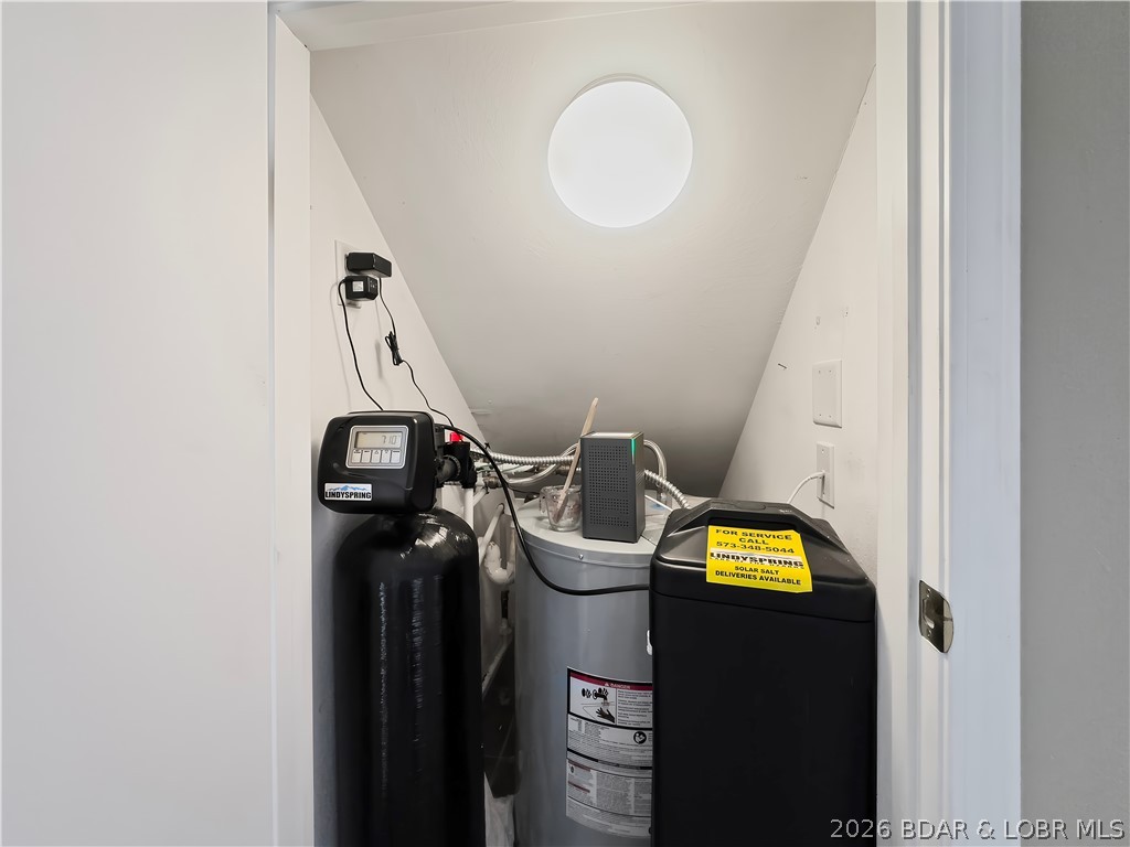 Cedar Glen Condominium - Residential