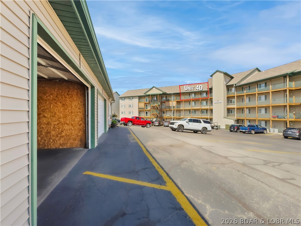 Cedar Glen Condominium - Residential