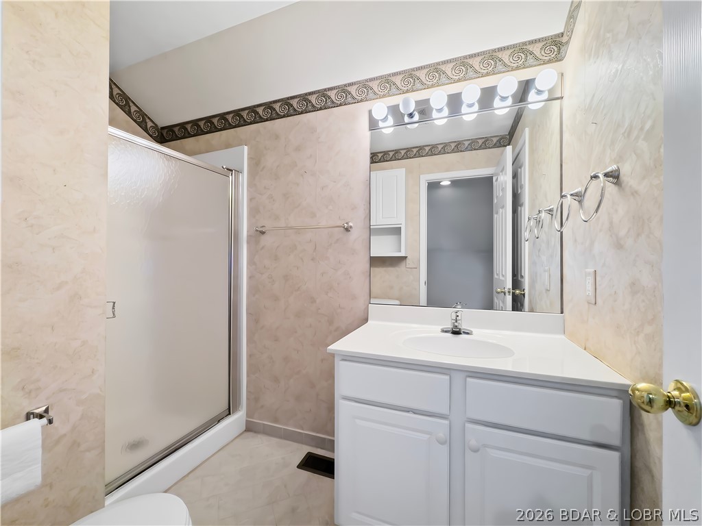 Cedar Glen Condominium - Residential