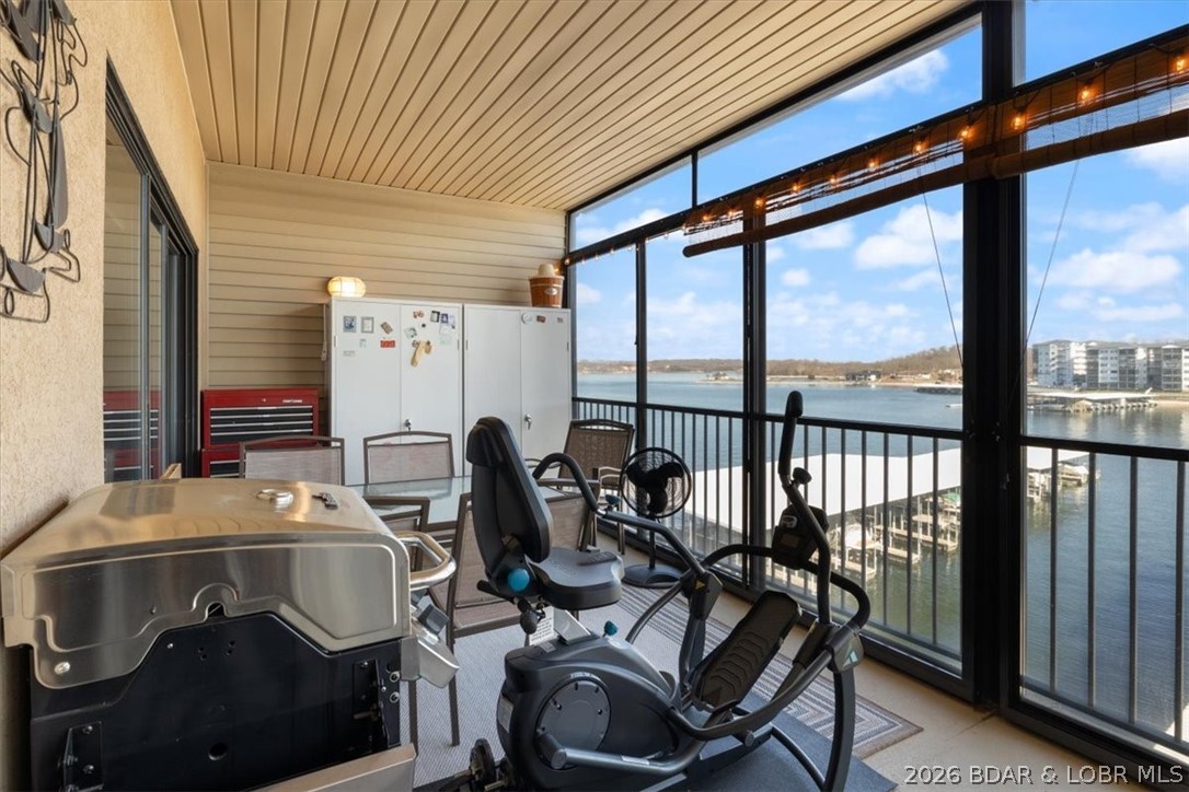 The Falls Condo - East Shore - Residential
