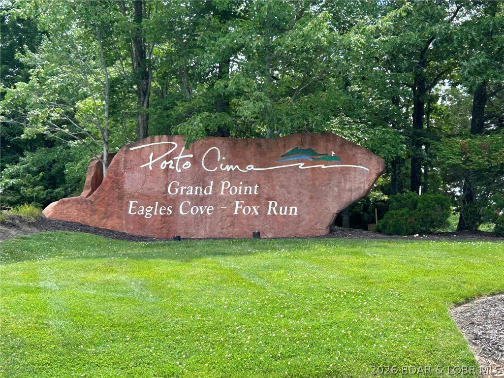 Looking for a homesite in the middle of everything at Lake of the Ozarks? Lot 623 on Grand View Drive offers the perfect opportunity to build your dream home in the highly desirable Eagles Cove community. Ideally located near the best of Porto Cima, this nearly half-acre lot provides ample space for a custom residence, outdoor entertaining areas, and the lake lifestyle you've been envisioning.

Owners enjoy access to the outstanding Four Seasons amenities, including swimming pools, boat ramps, playgrounds, tennis and pickleball courts, campground facilities, and more.

Just minutes from the Jack Nicklaus Signature Golf Course, The Club at Porto Cima, and multiple marinas, this property places you at the center of everything that makes Lake of the Ozarks one of Missouri's premier destinations. Whether you're planning a full-time residence or a weekend retreat, this is your chance to build exactly what you want in one of the lake area's most sought-after communities.