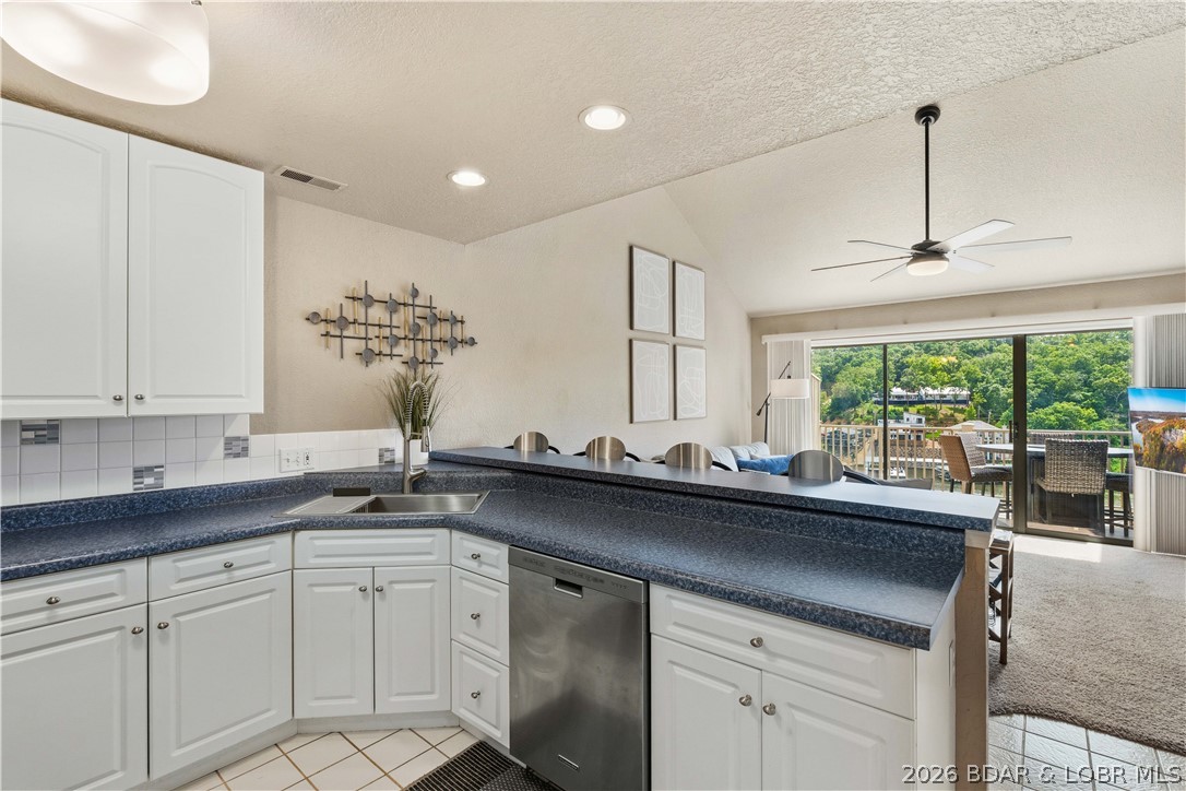 Indian Pointe Condominium - Residential