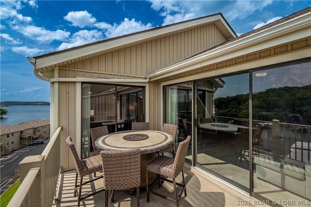 Indian Pointe Condominium - Residential