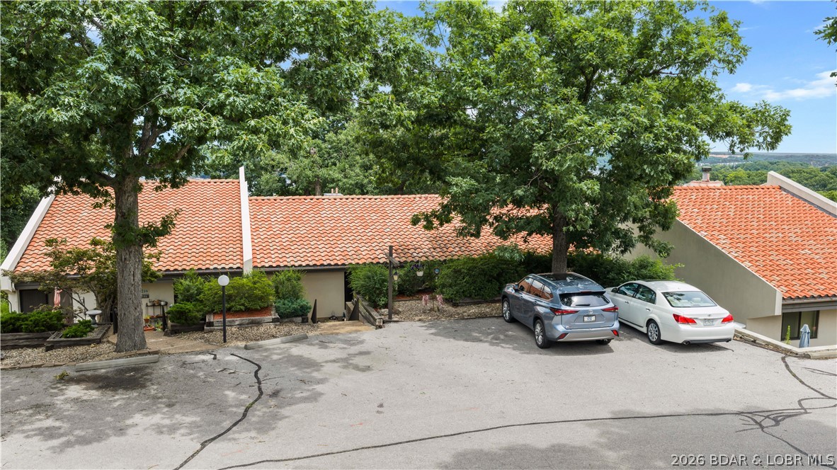 Four Seasons Racqt-Cntry Club - Residential