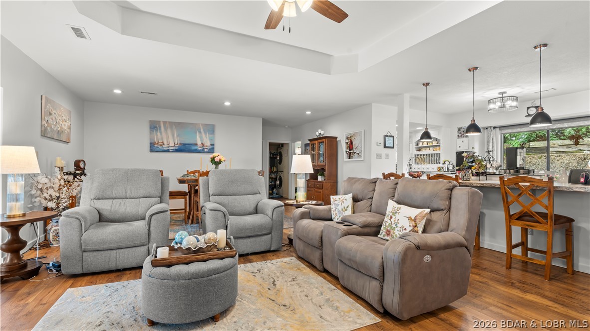 Four Seasons Racqt-Cntry Club - Residential
