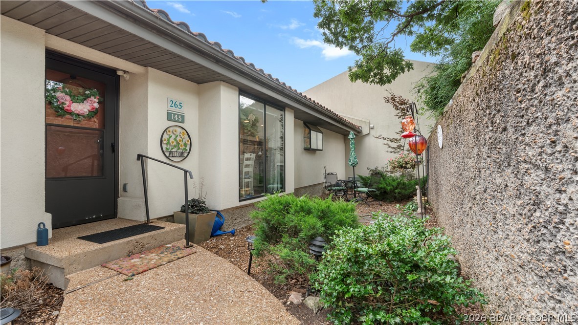Four Seasons Racqt-Cntry Club - Residential