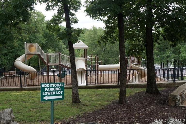 Kays Point #1 - Land