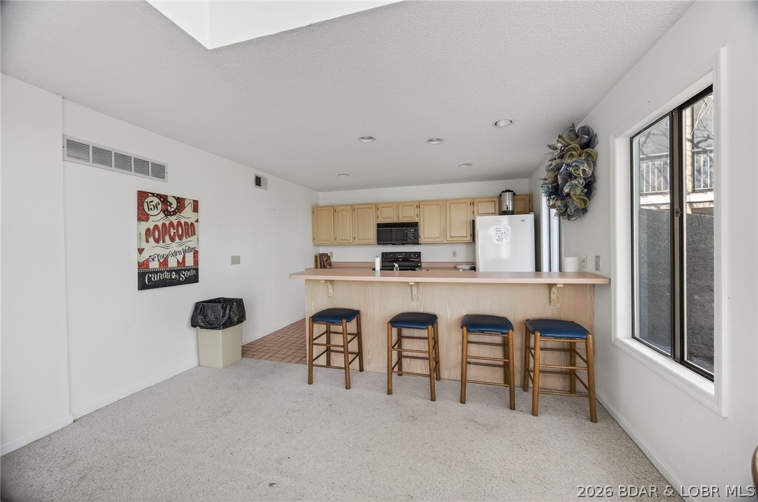 Oak Bluff Condominium - Residential