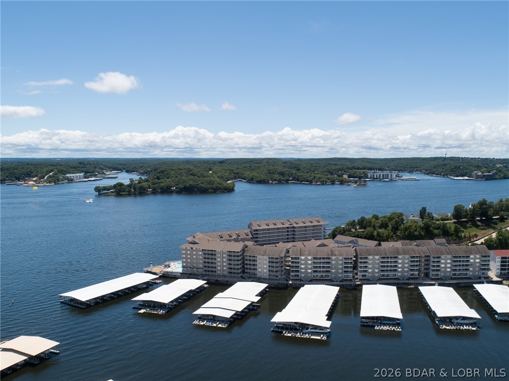 Lighthouse Pointe Condominium - Residential