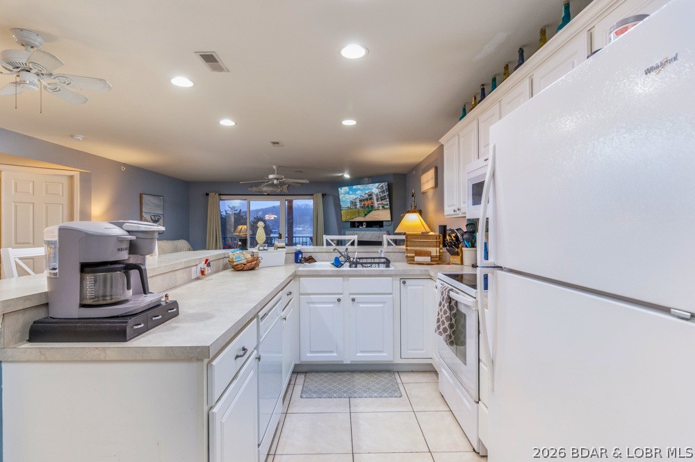 Cedar Heights Condominium - Residential