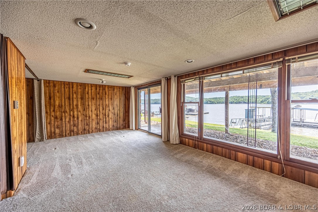 Coffman Bend #10 - Residential