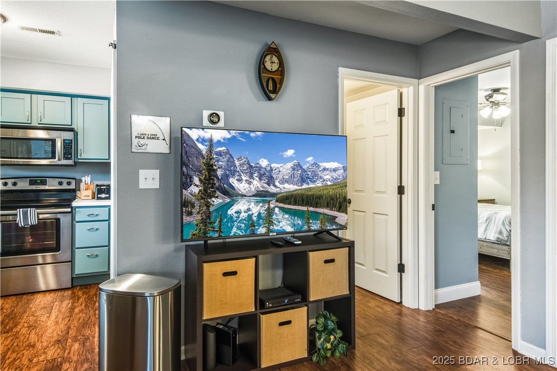 Lighthouse Landing Condominium - Residential