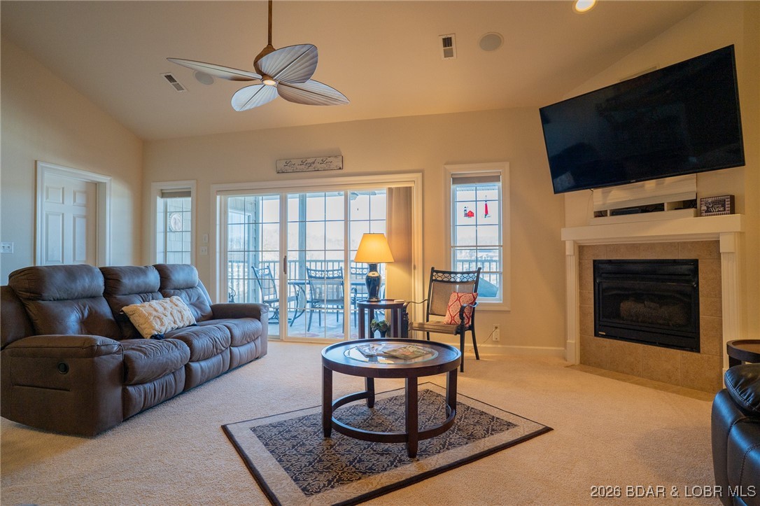 Lighthouse Pointe Condominium - Residential
