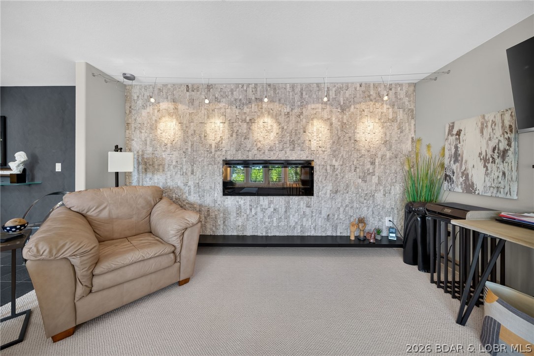 Lindsay Estates West - Residential