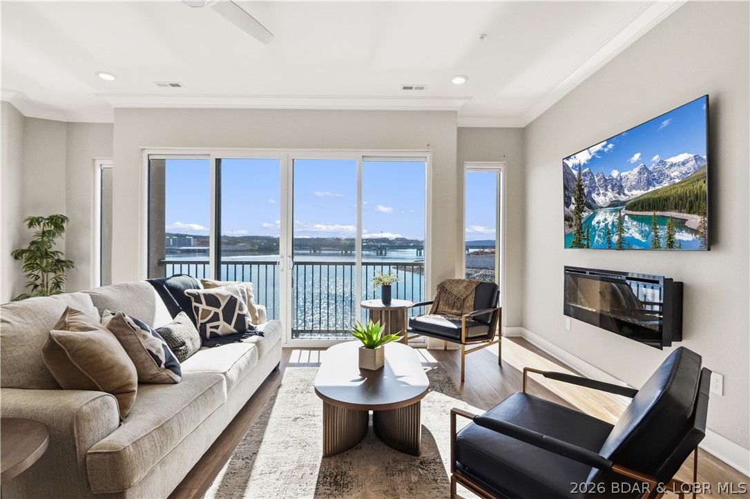 The Hamptons Condominium - Residential