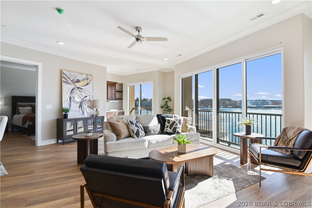 The Hamptons Condominium - Residential