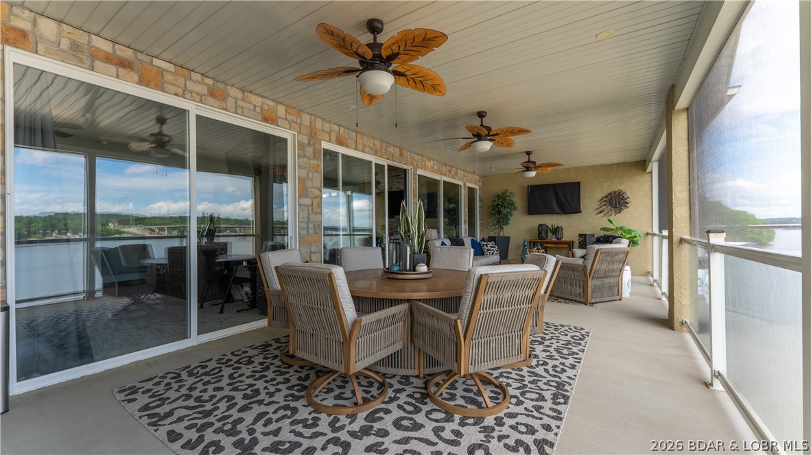West Palms on the Lake Condo - Residential