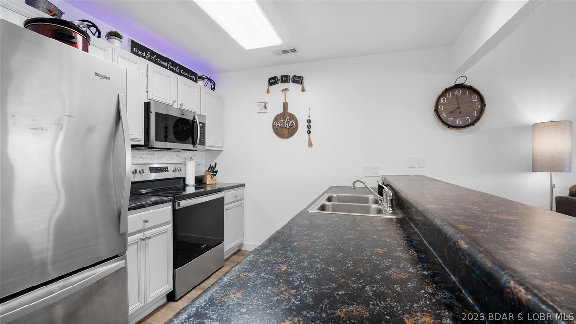Windsor Bay Condominium - Residential