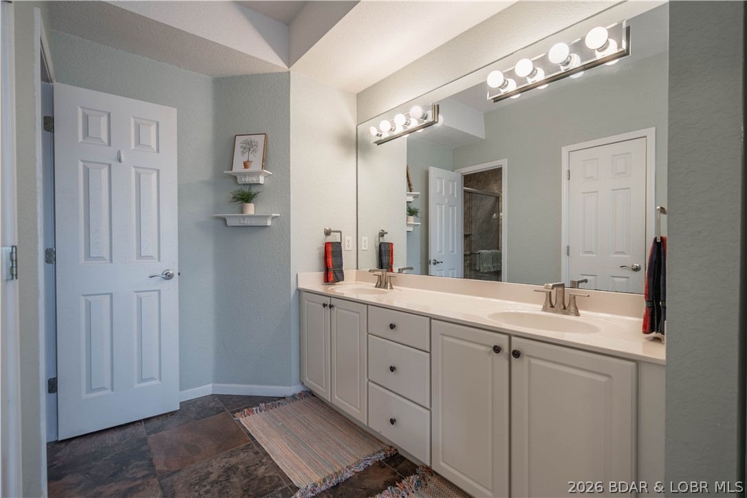 The Falls Condo - Westshore - Residential